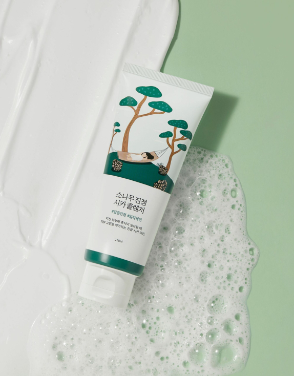 ROUND LAB Pine Calming Cica Cleanser Заспокійлива очищуюча пінка для обличчя з центелою та сосною, 150 мл