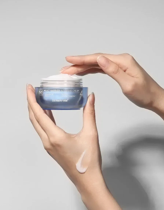Dermafirm Moist Barrier Intensive Cream M4 Зволожуючий крем з 6 формами гіалуронової кислоти, 50 мл