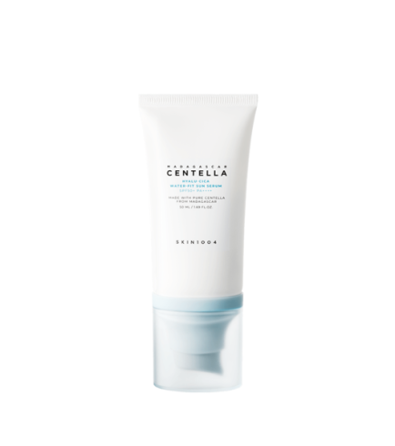 SKIN1004 Madagascar Centella Hyalu-Cica Water-Fit Sun Serum SPF50+ PA++++  Легка сонцезахисна крем-сироватка для обличчя, 50 мл
