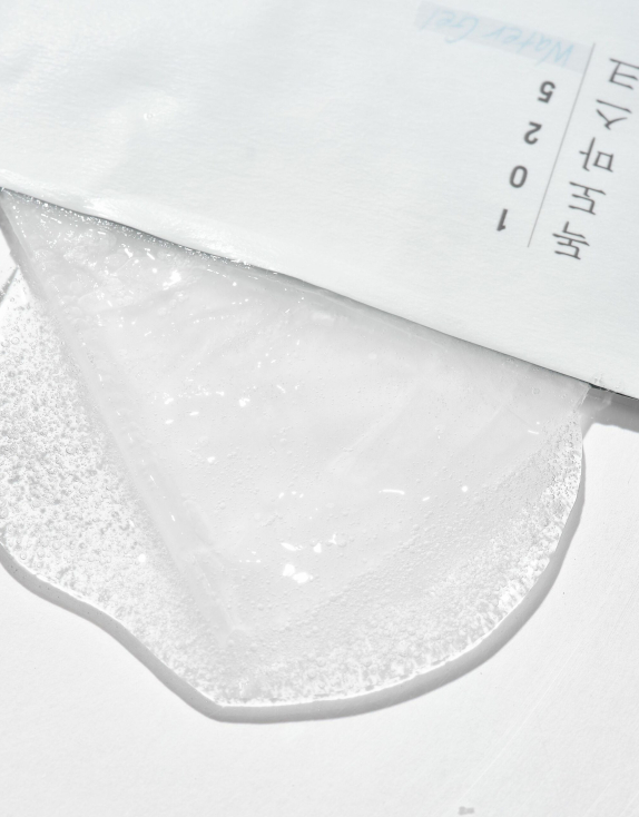 ROUND LAB 1025 Dokdo Water Gel Mask Sheet зволожувальна тканинна маска з морською водою, 30 мл