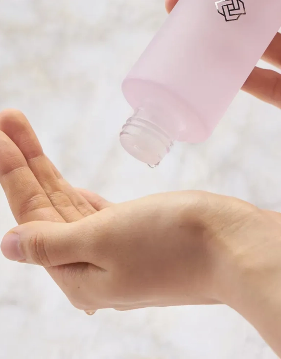 Terrazen Blemish Relax Treatment Essence Заспокійлива есенція для вирівнювання тону обличчя, 150 мл